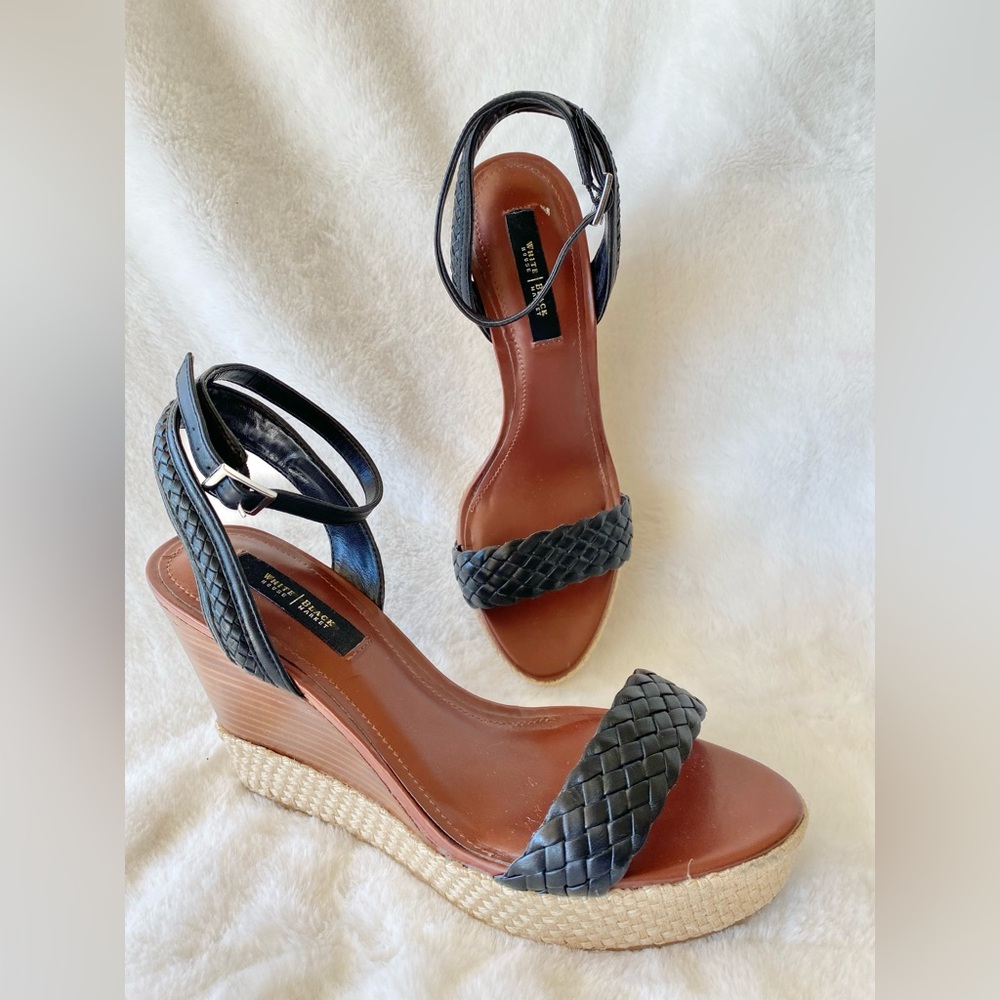 Pelle Moda Black and Tan Woven Wedges